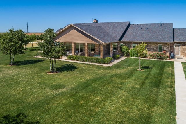 1906 Highway 86, Friona, TX 79035