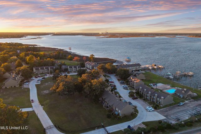 495 Popp'S Ferry Road, Unit 25, Biloxi, MS 39531