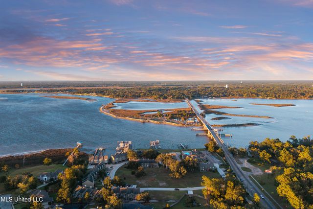 495 Popp'S Ferry Road, Unit 25, Biloxi, MS 39531