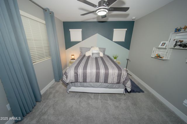 8942 W COLTER Street, Glendale, AZ 85305