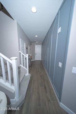 8942 W COLTER Street, Glendale, AZ 85305