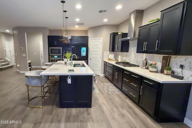 8942 W COLTER Street, Glendale, AZ 85305