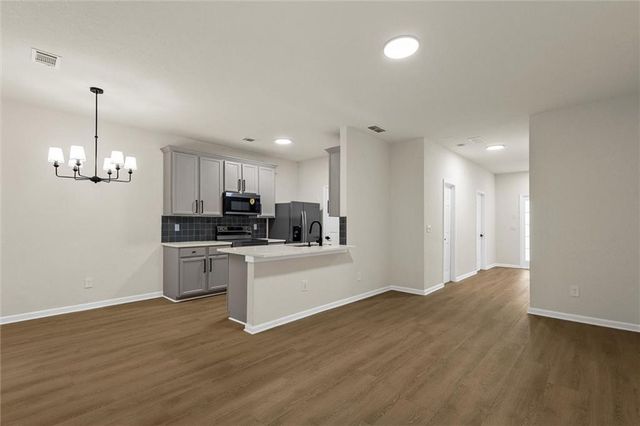 268 Brookview Drive, Riverdale, GA 30274