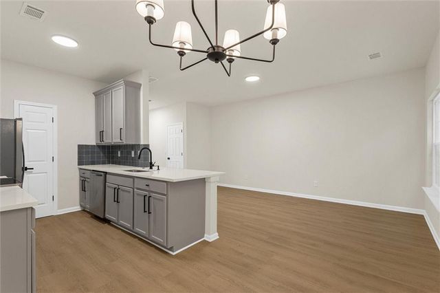 268 Brookview Drive, Riverdale, GA 30274
