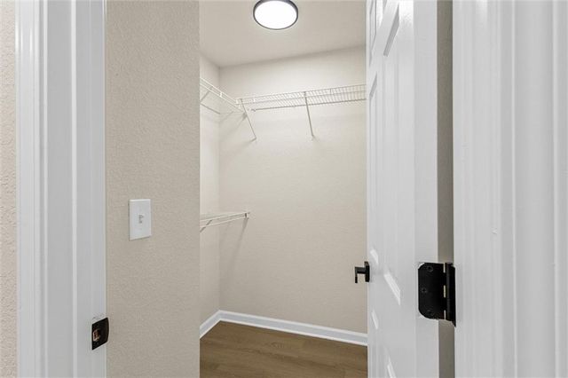 268 Brookview Drive, Riverdale, GA 30274