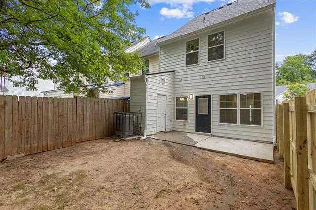 268 Brookview Drive, Riverdale, GA 30274