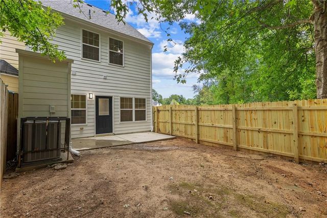 268 Brookview Drive, Riverdale, GA 30274