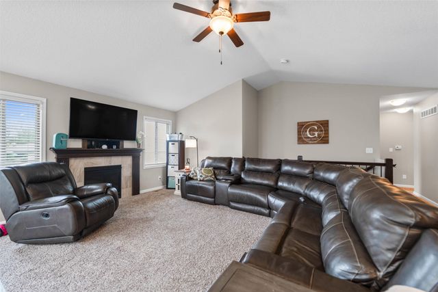 1100 Hunter Court, Adel, IA 50003