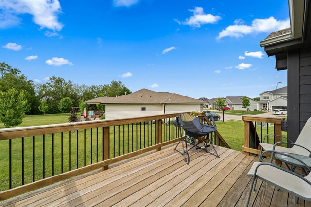 1100 Hunter Court, Adel, IA 50003