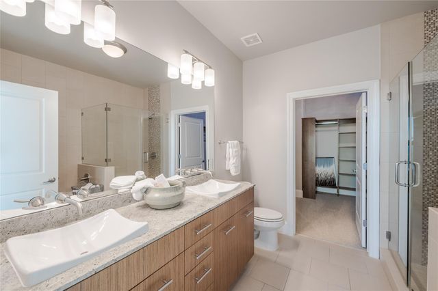 5927 Almeda Road 22904, Houston, TX 77004