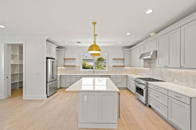 1524 S HABANA AVENUE, Tampa, FL 33629