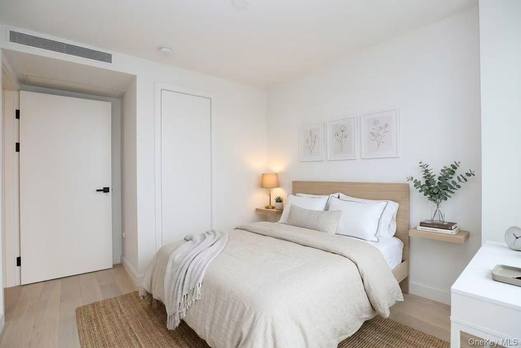 14449 S Northern Boulevard 412, Flushing, NY 11354 — photo 5
