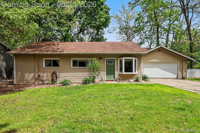 2512 Grandview Boulevard, Waterford Charter Township, MI 48329