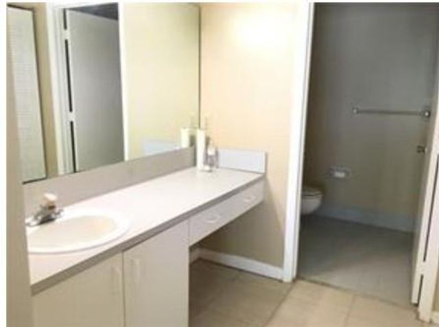 3701 NW 79th Way, Hollywood, FL 33024