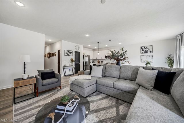 182 Harvest Way, Elyria, OH 44035