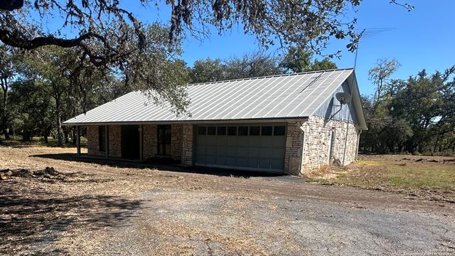 21 Coughran Road, Boerne, TX 78006