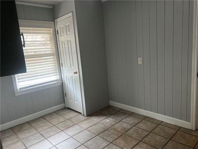 1300 N Boston Avenue, Russellville, AR 72801