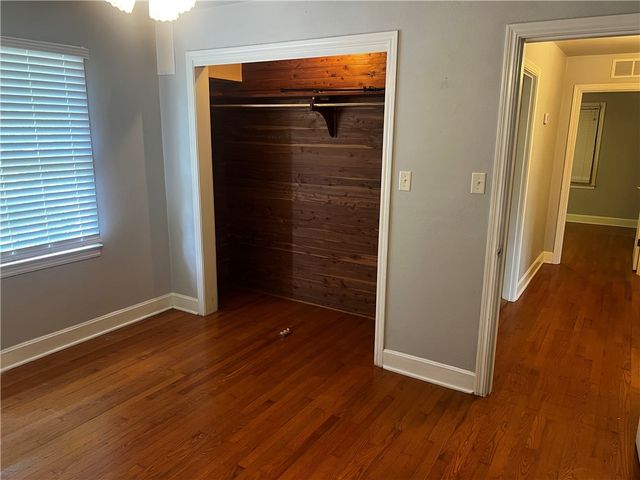 1300 N Boston Avenue, Russellville, AR 72801