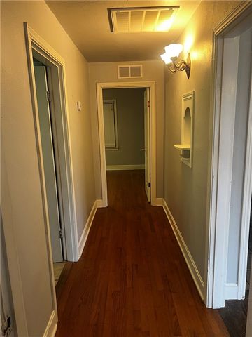 1300 N Boston Avenue, Russellville, AR 72801