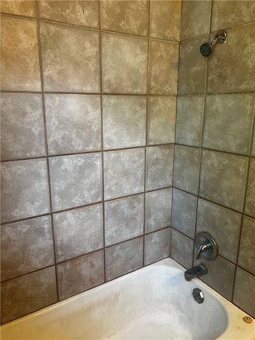 1300 N Boston Avenue, Russellville, AR 72801