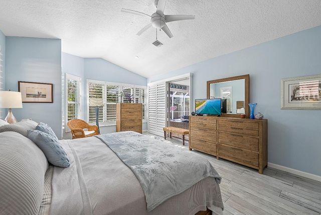 271 Eagleton Estates Boulevard, Palm Beach Gardens, FL 33418