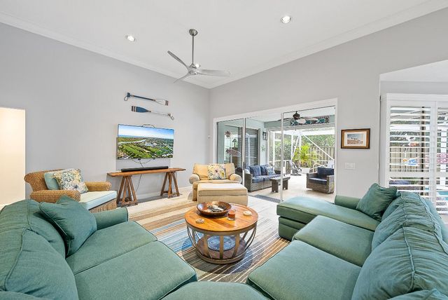 271 Eagleton Estates Boulevard, Palm Beach Gardens, FL 33418