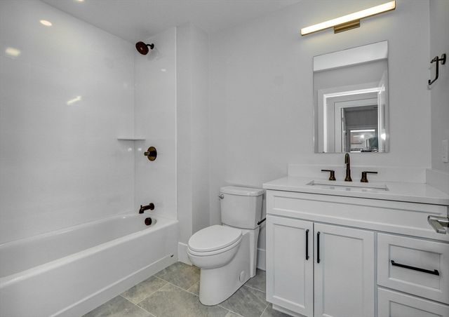 62 Foundry St 315, Wakefield, MA 01880