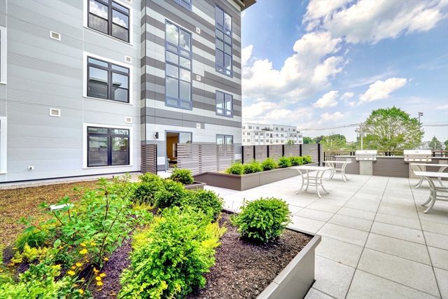 62 Foundry St 315, Wakefield, MA 01880