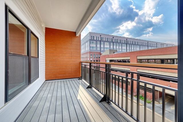 62 Foundry St 315, Wakefield, MA 01880