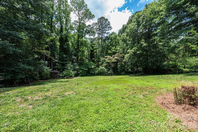 1807 5th Street NW, Hickory, NC 28601