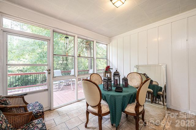 1807 5th Street NW, Hickory, NC 28601