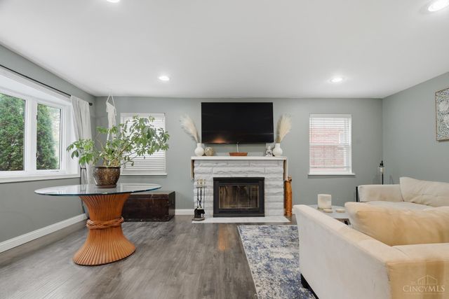 2811 Breezy Way, Colerain Twp, OH 45239