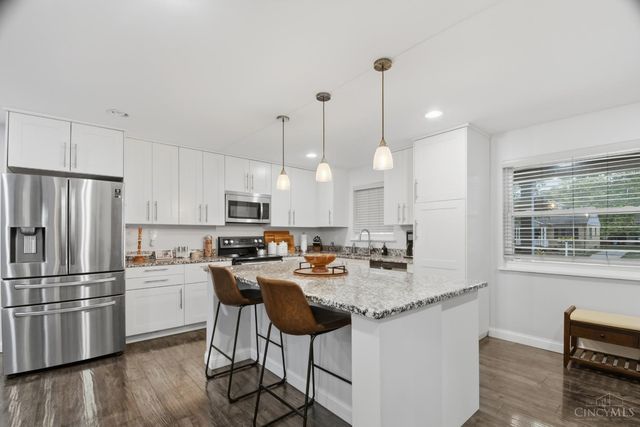 2811 Breezy Way, Colerain Twp, OH 45239