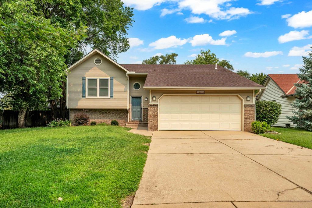 14930 E Plymouth St, Wichita, KS 67230