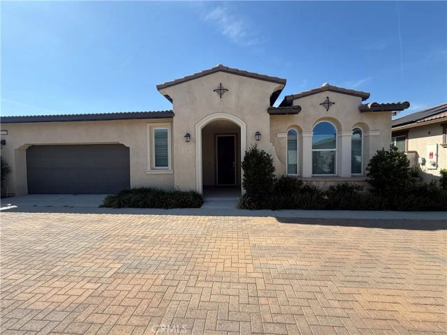 4224 E Sonrisa Privado, Ontario, CA 91761