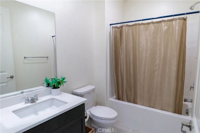 4224 E Sonrisa Privado, Ontario, CA 91761