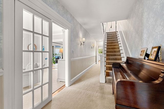 67 Humphrey St, Marblehead, MA 01945