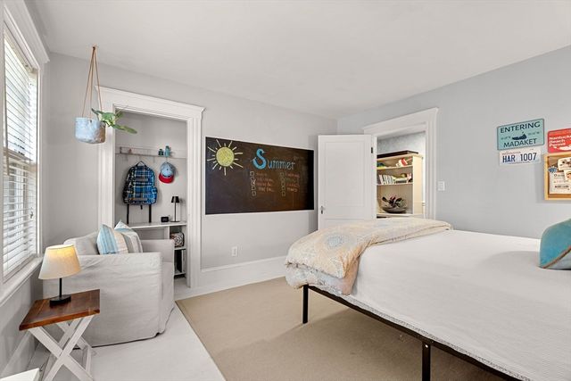 67 Humphrey St, Marblehead, MA 01945