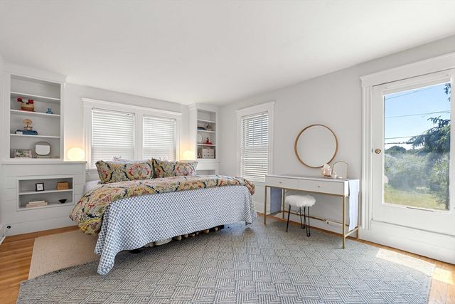67 Humphrey St, Marblehead, MA 01945