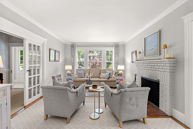 67 Humphrey St, Marblehead, MA 01945
