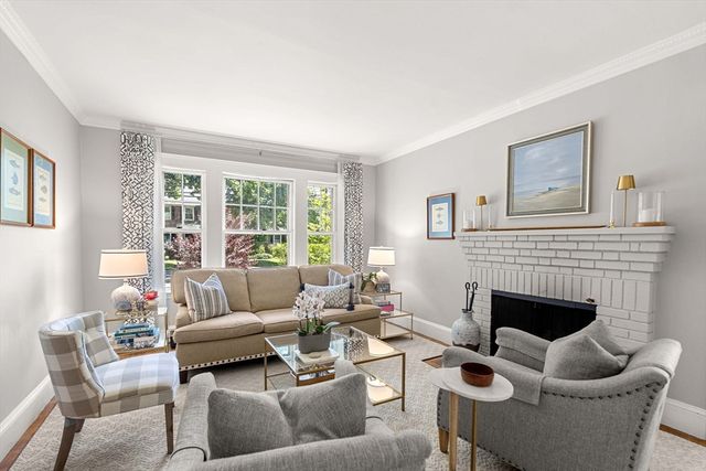 67 Humphrey St, Marblehead, MA 01945
