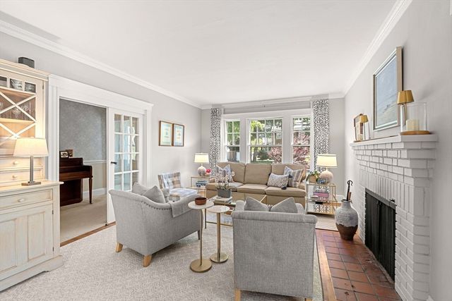 67 Humphrey St, Marblehead, MA 01945