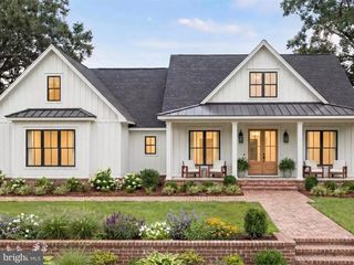 4 EMMA CT, Wilmington, DE 19810