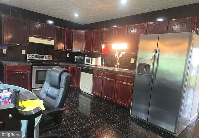 2448 SHELLCOVE CT, Waldorf, MD 20601