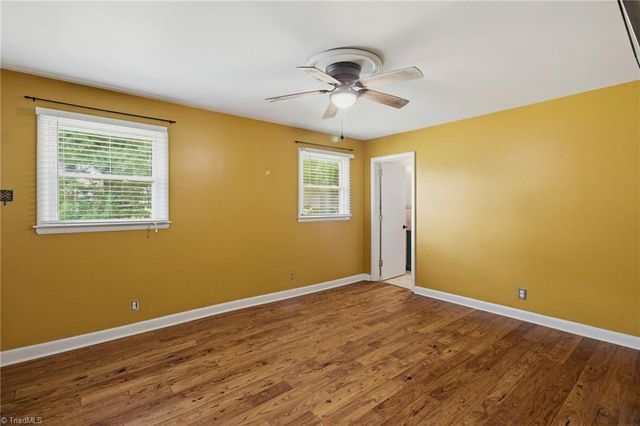 3462 Stimpson Drive, Pfafftown, NC 27040