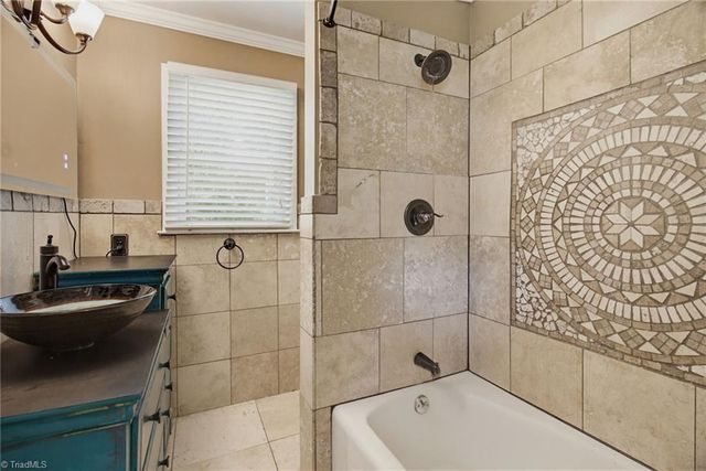 3462 Stimpson Drive, Pfafftown, NC 27040
