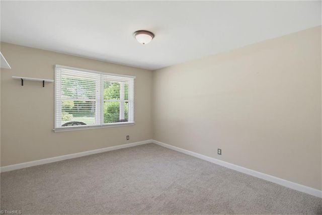 3462 Stimpson Drive, Pfafftown, NC 27040