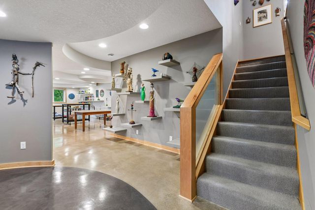 4309 Tonkawood Road, Minnetonka, MN 55345