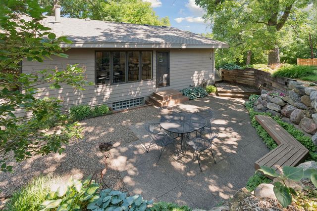 4309 Tonkawood Road, Minnetonka, MN 55345