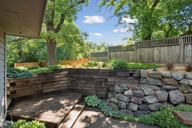 4309 Tonkawood Road, Minnetonka, MN 55345